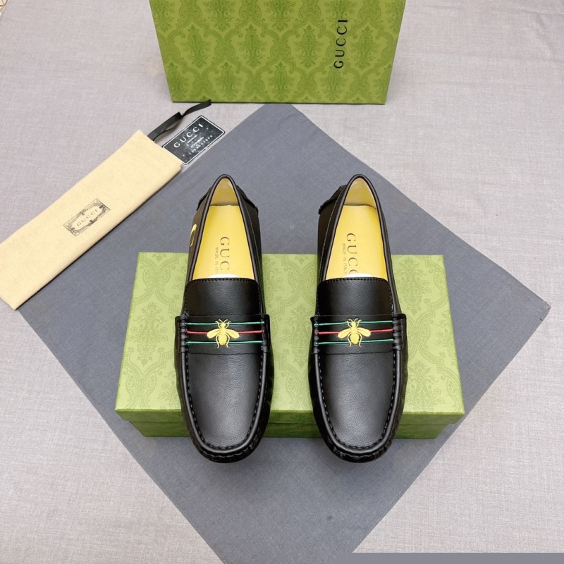 G*u*i leather shoes